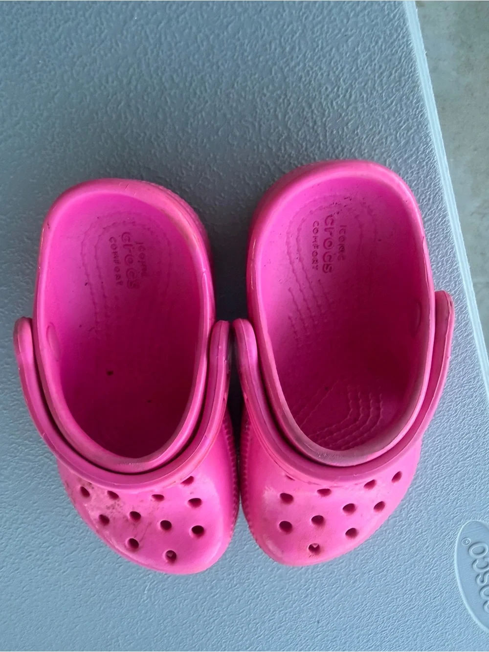 CROCS Kids Bubblegum Pink Classic Clogs